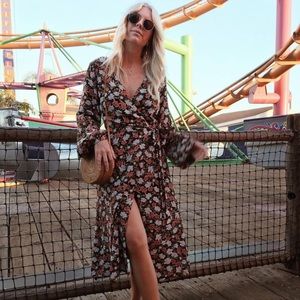 Privacy Please floral dress size S